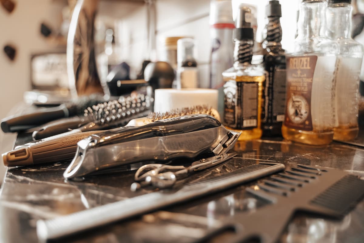 Hygiene and Sanitation Standards Every Salon Should Follow (and Clients Notice)